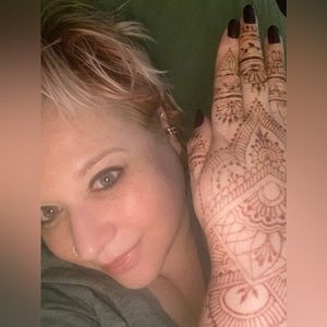 Meet your Posher, Lynn